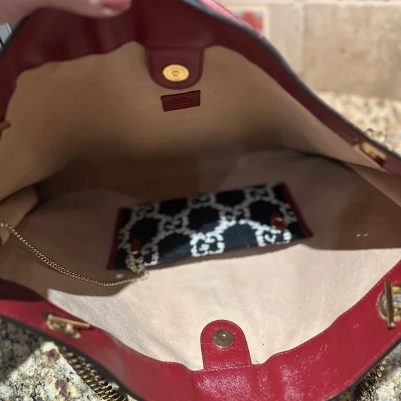 Rare Gucci Rajah Tote Bag Excellent Condition Retail $2,400 - Picture 4 of 11
